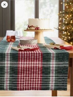 Hearth & Hand Extra Long Table Runner in Green